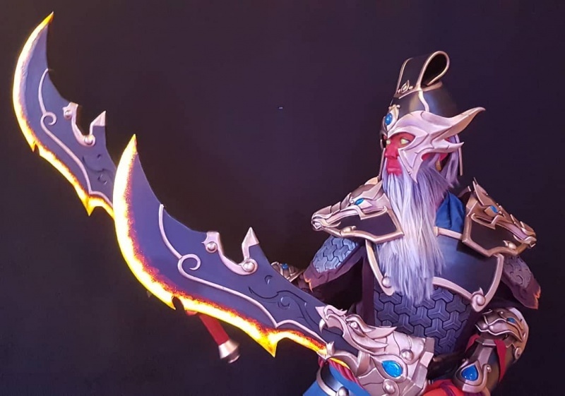 Ember Spirit косплей от RehabGnaked.jpg