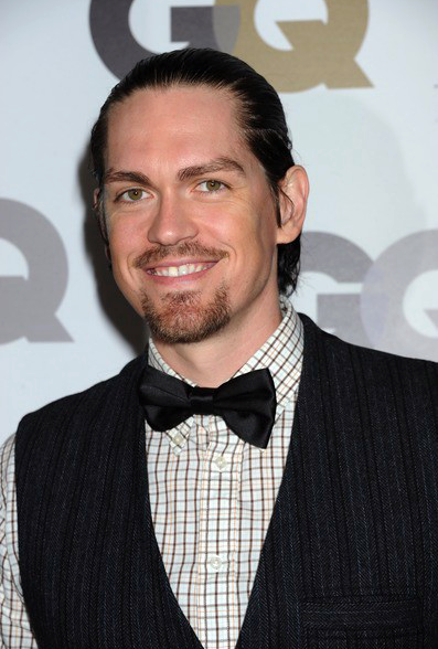 Файл:Steve-Howey.png