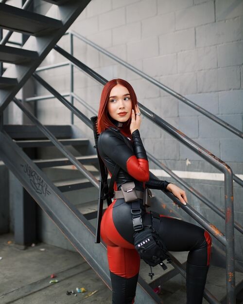 Косплей Леди Дедпул от Jazmin Arias.jpg