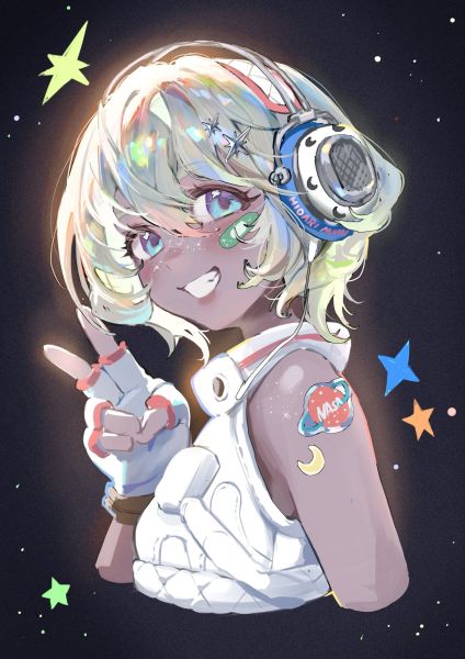 Файл:Луна от Hidari Mimi.jpg