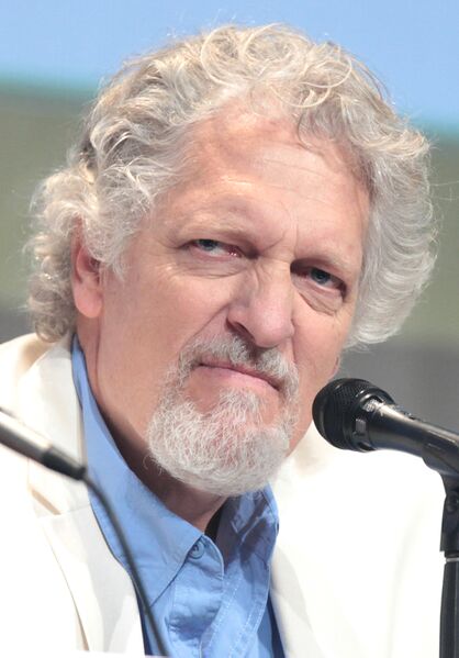 Файл:ClancyBrown.jpg
