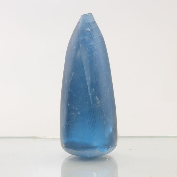 Файл:Spinel boule.jpg