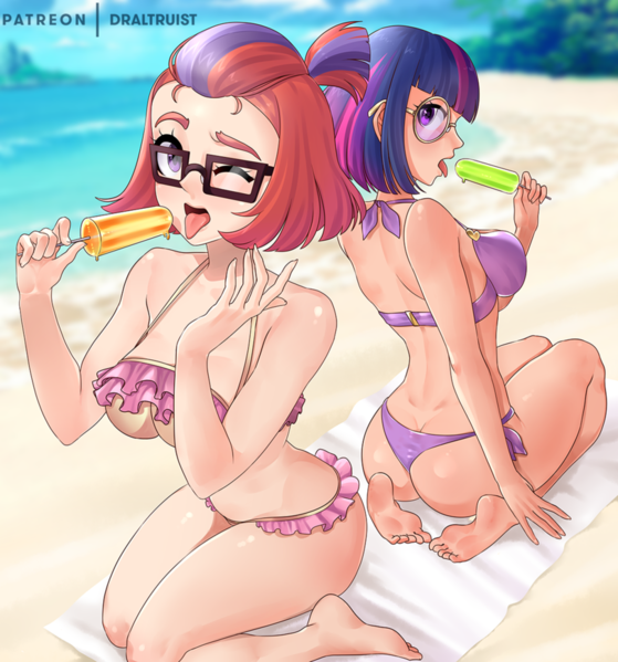 Файл:Twilight-Sparkle-and-Moonshine.png