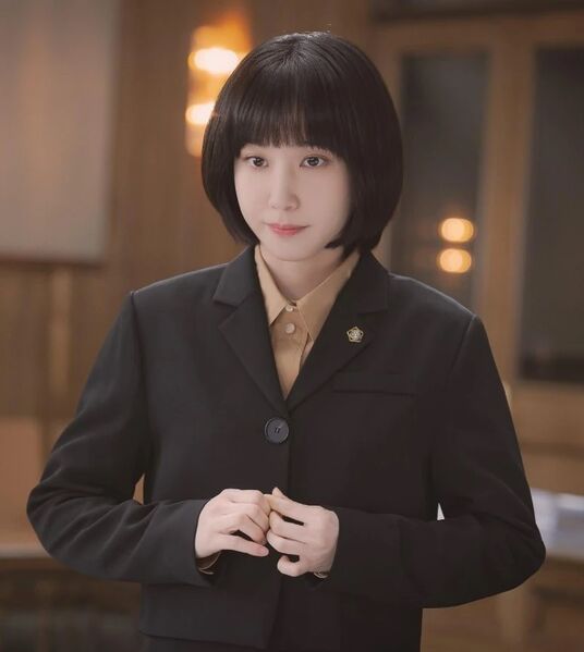 Файл:Woo Young-woo.jpg